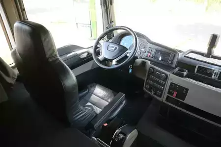 Outro 2018 MAN TGX 26.640 | 6X2*4 | RETARDER | BDF | STEERING AXL (19)