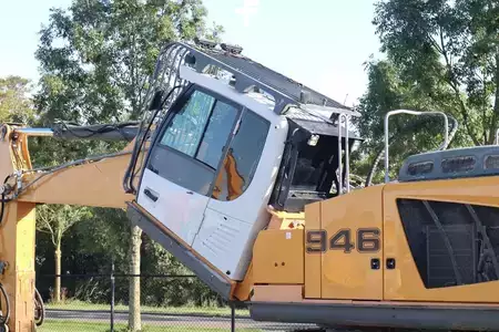 Korečková rýpadla 2015 Liebherr R946 LC | STRAIGHT BOOM | TILT CAB | LIKUFIX (15)