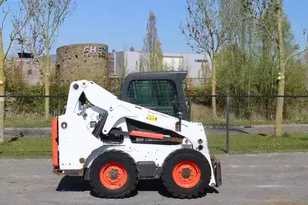 Kompaktní nakladače 2018 Bobcat S650 | HF | AC | SJC JOYSTICKS | ARC (2)