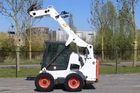 Kompaktní nakladače 2018 Bobcat S650 | HF | AC | SJC JOYSTICKS | ARC (6)