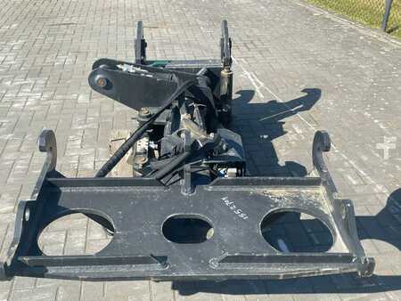 Osprzęt 2018 Dieci BUD7028 | CENTERING HANDLER | RIB HANDELING CLAMP (8)