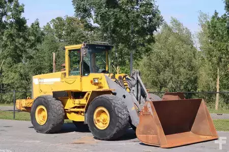 Carregadeira de rodas 1998 Volvo L120C | BSS | QUICK COUPLER | BUCKET (5)