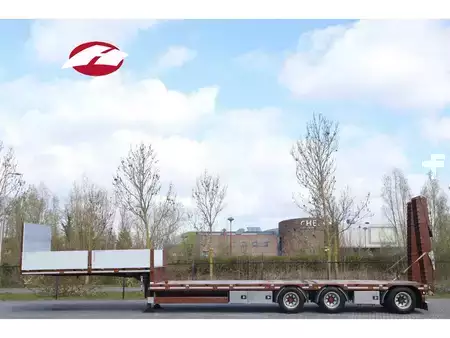 Ostatní 2020 HRD STLM 3N | 3-AXLE | SLIDING RAMPS | STEER & LIFT AX (1)