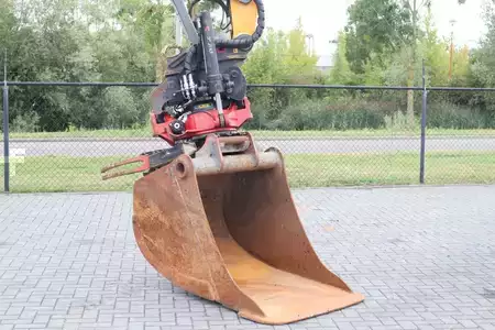 Mobil gravemaskin 2019 Liebherr A916 | ROTOTILT R5 + GRIP | BUCKET | 3D GPS | BSS (11)