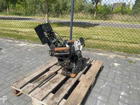 Osprzęt 2022 Steelwrist X06 S40 | TILT ROTATOR | VLS | FPL | RF (10)