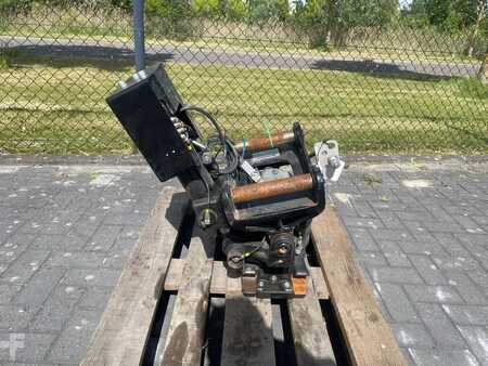 Osprzęt 2022 Steelwrist X06 S40 | TILT ROTATOR | VLS | FPL | RF (11)