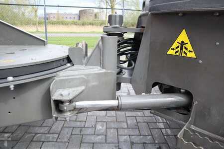 Ausa D350 AHG | 3.5 TON PAYLOAD | SWING BUCKET