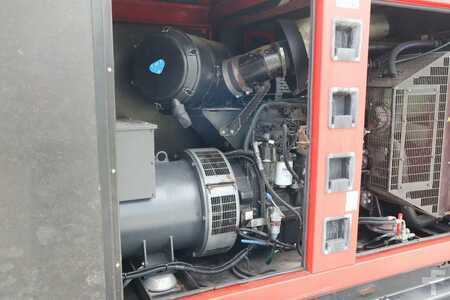 Sonstige 2014 Sdmo R275 C3 | 275 KVA | 400 V (13)