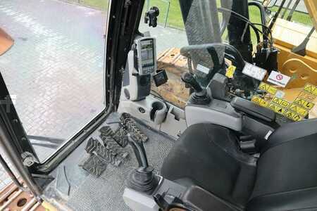 Rupsgraafmachines 2017 Caterpillar 374 FL | BUCKET | QUICK COUPLER | AIRCO (17)