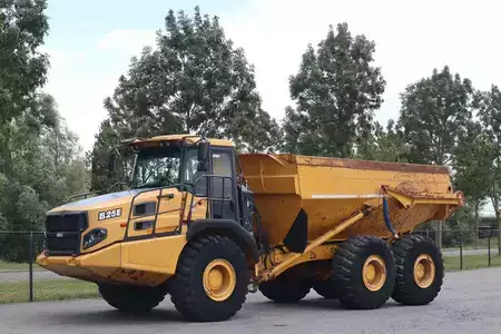 Knickgelenkte Muldenkipper/Dumper 2013 Bell B25E | AIRCO | HEATED BOX (2)