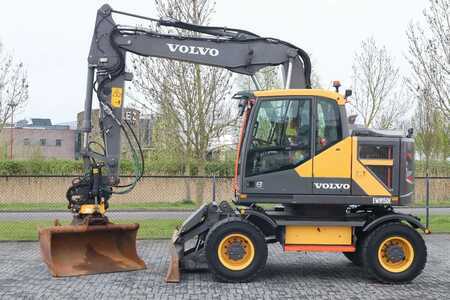 Pyöräkaivinkoneet  2017 Volvo EWR 150 E | ROTOTILT | BUCKET | TRAILER HYDR (1)