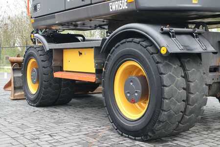 Pyöräkaivinkoneet  2017 Volvo EWR 150 E | ROTOTILT | BUCKET | TRAILER HYDR (12)