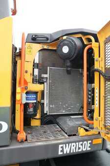 Pyöräkaivinkoneet  2017 Volvo EWR 150 E | ROTOTILT | BUCKET | TRAILER HYDR (13)