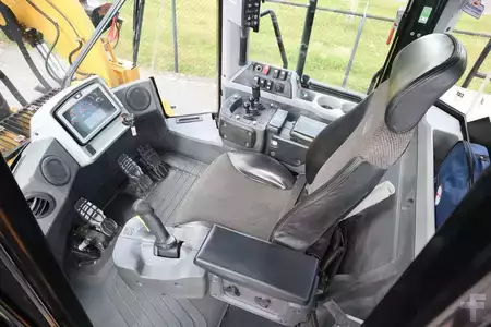 Ładowarki kołowe 2017 Caterpillar 950M | 950 M | QUICK COUPLER | RIDE CONTROL (15)