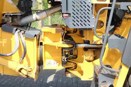 Knikdumpers 2017 Bell B25E | LOW HOURS | GOOD CONDITION | CE & EPA (12)