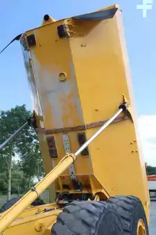Knikdumpers 2017 Bell B25E | LOW HOURS | GOOD CONDITION | CE & EPA (9)