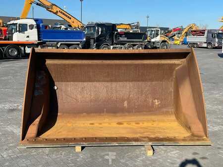 Přídavná zařízení 2018 UFO HTS | 7 M3 | HIGH TIP BUCKET | VOLVO L220H | NEW B (2)