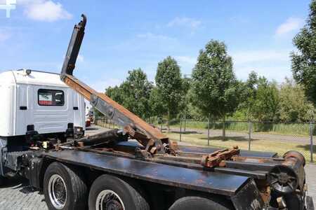 Outro 2002 Scania P124-420 | 8X4 | HOOKLIFT | MANUAL | BIG AXLES | E (10)