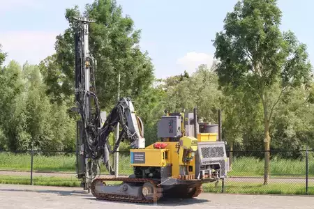 Rotary Drilling Rig 2017 Atlas Copco Flexiroc T30R-03 | SURFACE DRILL | ONLY 2300 PERCU (3)