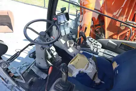 Mobil grävmaskin 2011 Hitachi ZX140W-3 | ROTOTILT & BUCKET | DUTCH MACHINE (18)