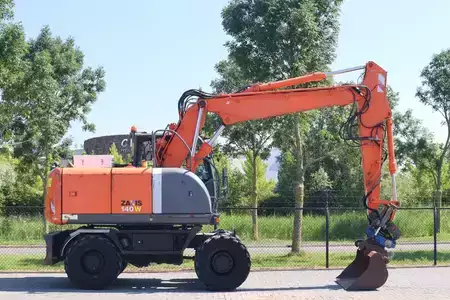 Mobil grävmaskin 2011 Hitachi ZX140W-3 | ROTOTILT & BUCKET | DUTCH MACHINE (4)