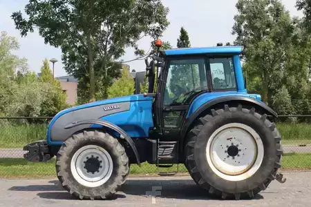Outro 2009 Valtra T160 AC5.5 | DUTCH MACHINE | MANUEL | POWERSHIFT (2)