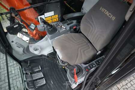 Beltegraver 2018 Hitachi ZX225 USRLC-6 | ROTOTILT | BUCKET | GOOD CONDITION (17)