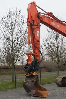 Beltegraver 2018 Hitachi ZX225 USRLC-6 | ROTOTILT | BUCKET | GOOD CONDITION (7)