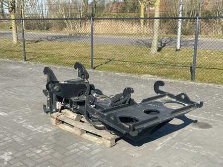 Anbauteile 2018 Dieci BUD7028 | CENTERING HANDLER | RIB HANDELING CLAMP (1)