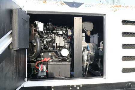 Sonstige 2018 Sdmo R44C3 | 44 KVA | GOOD WORKING (12)