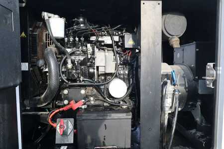 Sonstige 2018 Sdmo R44C3 | 44 KVA | GOOD WORKING (13)
