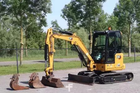 Minigraver 2022 Caterpillar 303.5 CR | 3X BUCKET | HAMMER & SHEAR | AIRCO (2)