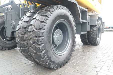 Mobilbagger 2016 Komatsu PW 160-10 | ROTOTILT | NEW TIRES (13)