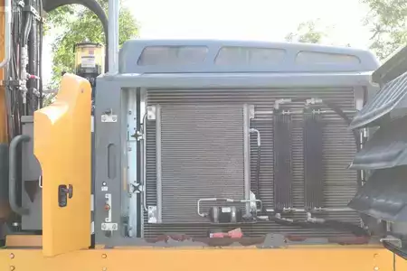 Beltegraver 2016 Liebherr LH30M | LH 30 M | OILQUICK | SORTING GRAB (15)