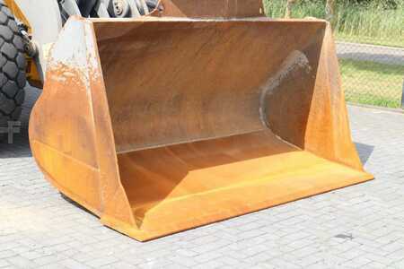 Hjullastare 2004 Volvo L70E | BUCKET | QUICK COUPLER | EXTRA FUNCT | AIRC (12)