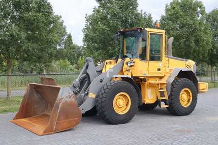 Hjullastare 2004 Volvo L70E | BUCKET | QUICK COUPLER | EXTRA FUNCT | AIRC (2)