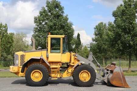 Hjullastare 2004 Volvo L70E | BUCKET | QUICK COUPLER | EXTRA FUNCT | AIRC (4)