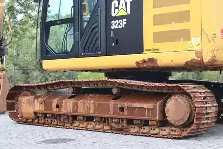Hydraulic Excavators 2017 Caterpillar 323 FL | 3D GPS | ROTOTILT | RIPPER | 3X BUCKET (13)