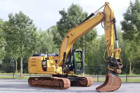 Hydraulic Excavators 2017 Caterpillar 323 FL | 3D GPS | ROTOTILT | RIPPER | 3X BUCKET (5)