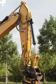 Hydraulic Excavators 2017 Caterpillar 323 FL | 3D GPS | ROTOTILT | RIPPER | 3X BUCKET (7)