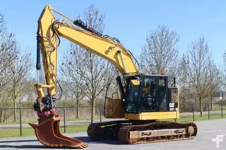 Rupsgraafmachines 2018 Caterpillar 325 F LCR | ROTOTILT | BUCKET (2)