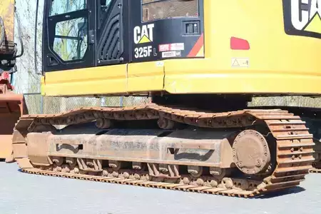 Rupsgraafmachines 2018 Caterpillar 325 F LCR | ROTOTILT | BUCKET (8)