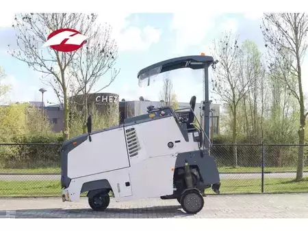 Recyklátory za studena 2017 WIRTGEN W60Ri | WATER SYSTEM | LOW HOURS (1)