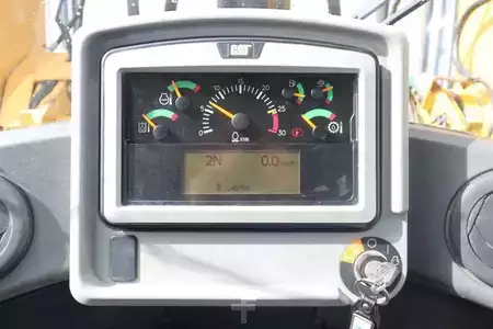 Ładowarki kołowe 2017 Caterpillar 950M | 950 M | QUICK COUPLER | RIDE CONTROL (18)