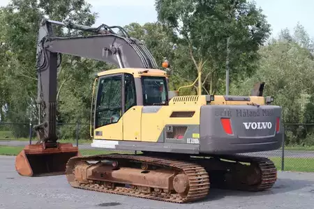 Rupsgraafmachines 2012 Volvo EC220D L | BUCKET | QUICK COUPLER | CENTRAL LUBE (3)