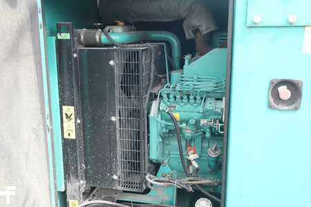 Cummins C110D5 | 110 KVA | 230/400V