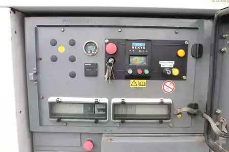 Ostatní 2011 Sdmo R90C3 | 90 KVA | 400 V (14)