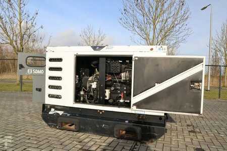 Sonstige 2016 Sdmo R44C3 | 44 KVA | GOOD WORKING (6)