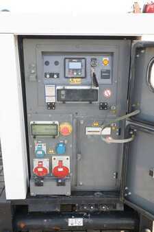 Sonstige 2016 Sdmo R44C3 | 44 KVA | GOOD WORKING (9)