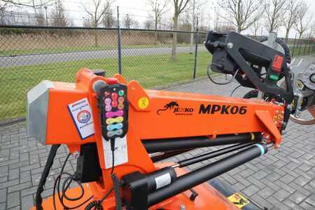 Minikraner 2022 Jekko MPK06V | MINI GLASS CRANE | HOOK | NEW/UNUSED (14)